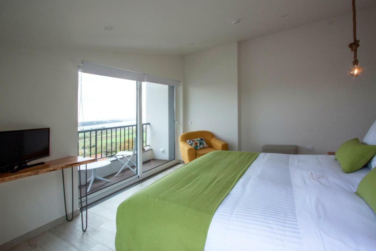 Hillside House Suites & Spa Фож-ду-Арелю Екстериор снимка